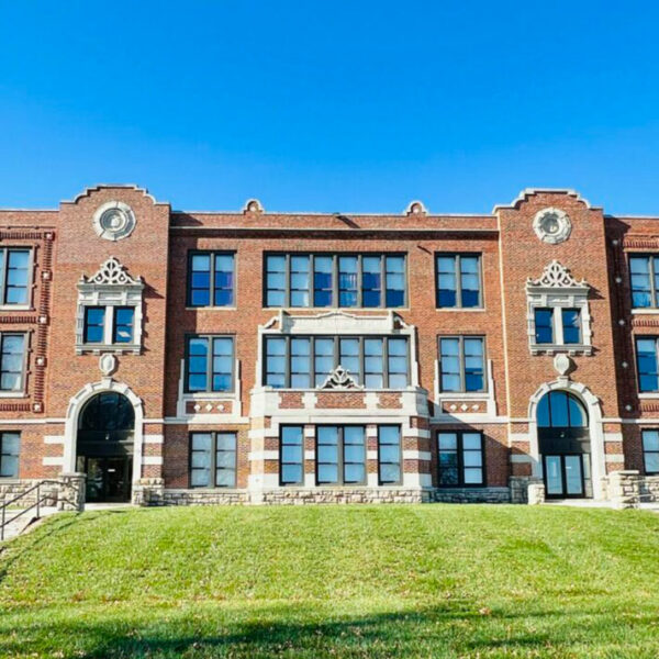 Blenheim Apartments Sunflower Management